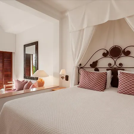 Annabelle 5* Paphos